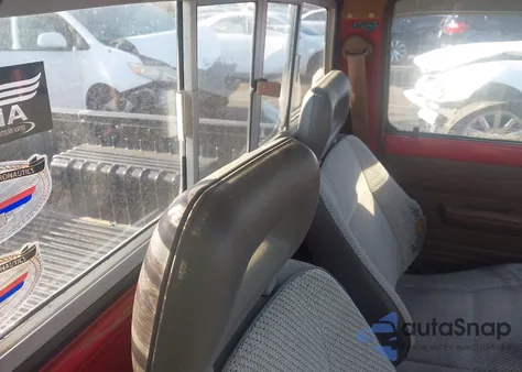 1990 Toyota Pickup 1/2 Ton Short Wheelbase from USA, damaged, VIN JT4RN81RXL5059794